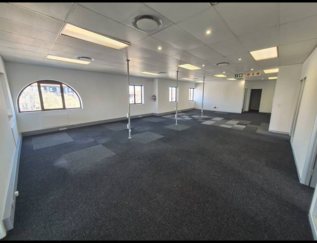 203M² OFFICE TO LET IN RIVONIA